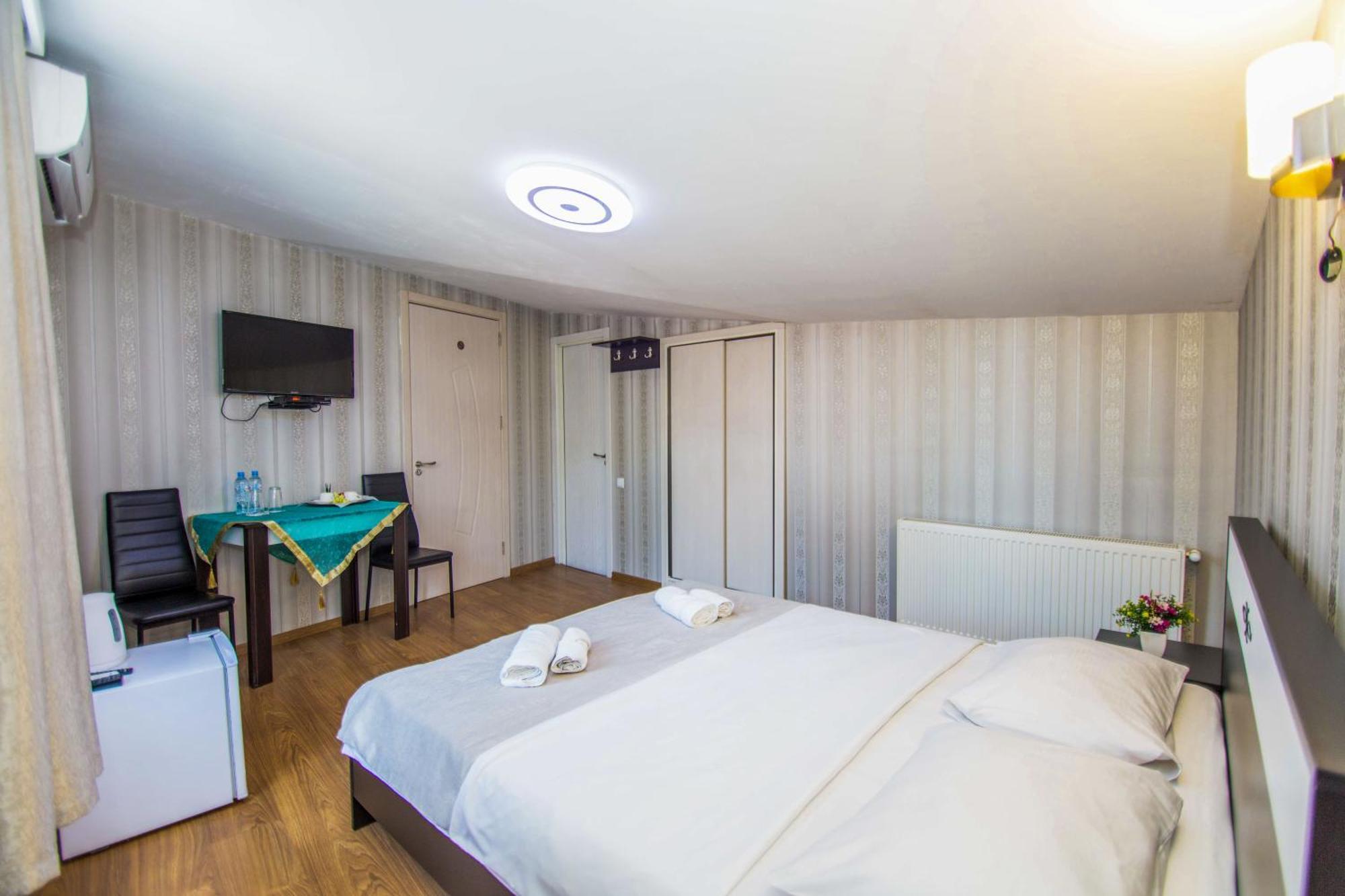 Hotel Care Inn Tbilisi Exterior photo